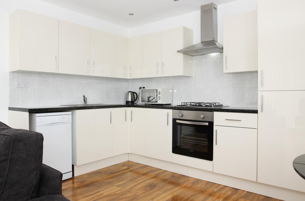 Radalco Apartments Hounslow Room photo
