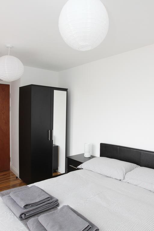 Radalco Apartments Hounslow Exterior photo