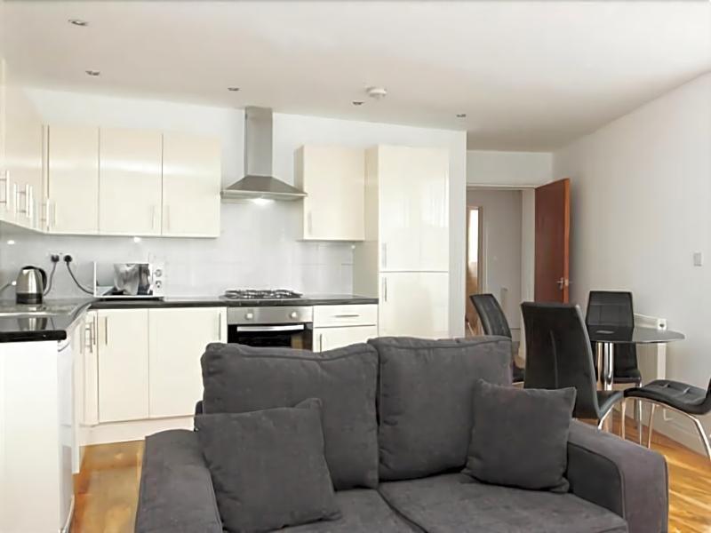 Radalco Apartments Hounslow Exterior photo